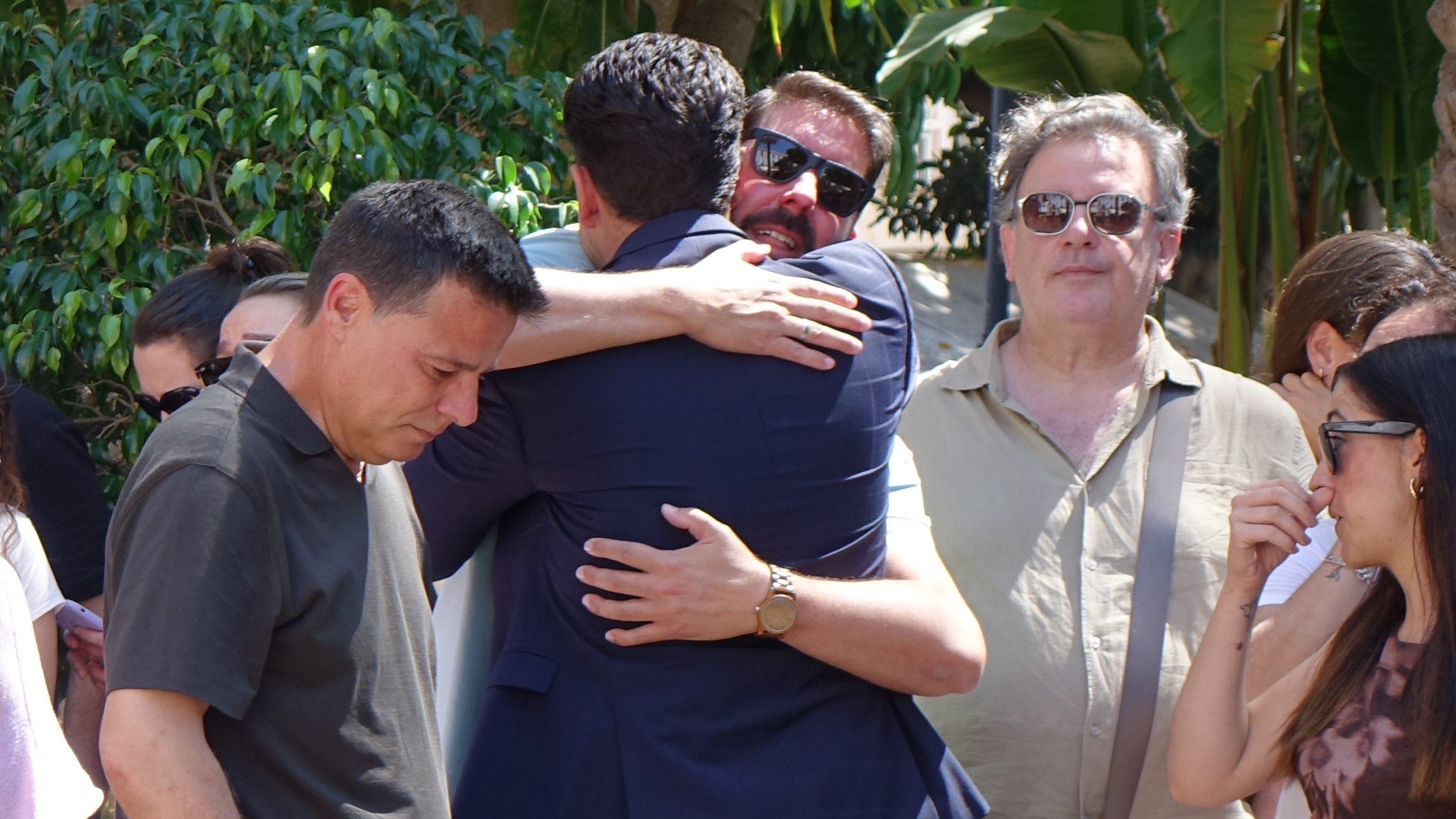 MINUTO SILENCIO CRISTBAL 3.jpg